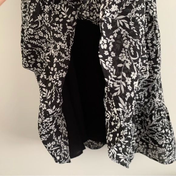 NWOT SANCTUARY SLEEVELESS DRESS WITH WHITE FLOWERS PRINT - Picture 7 of 12